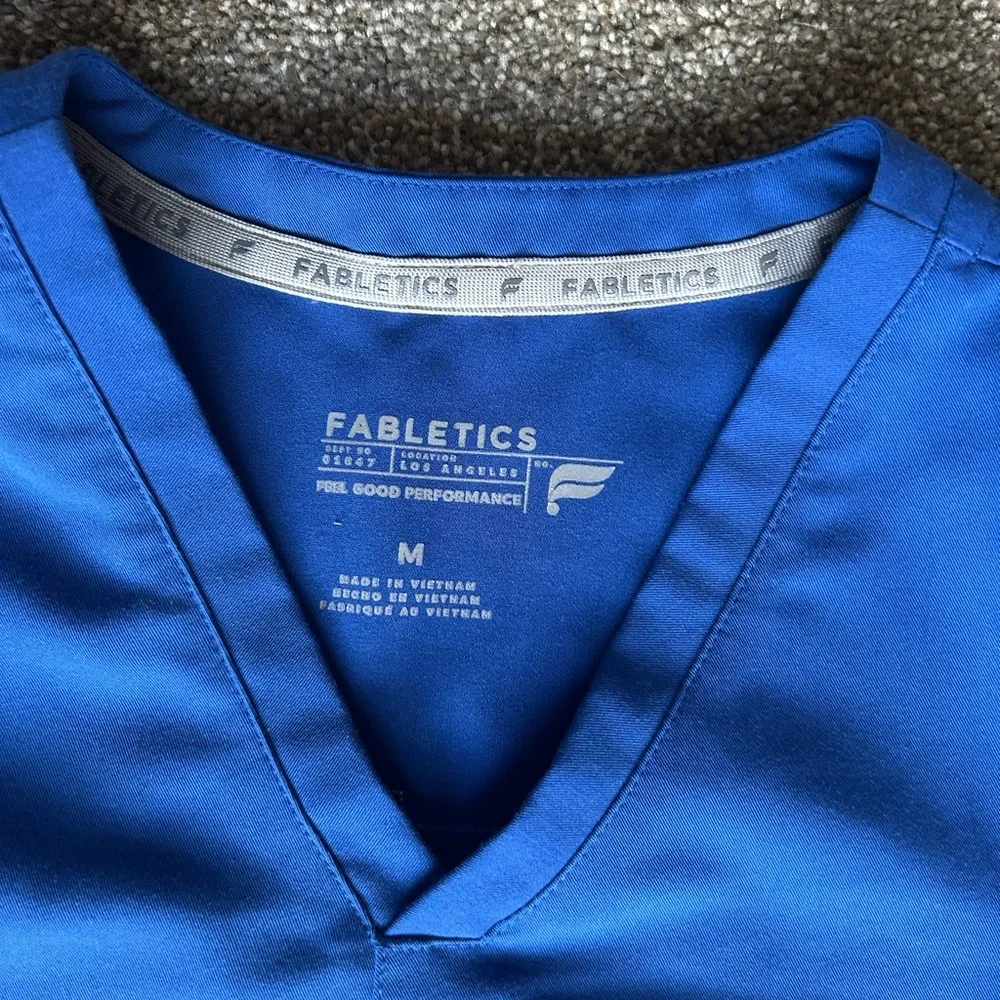 Fabletics Royal Blue Scrub Set - Picture 4 of 12